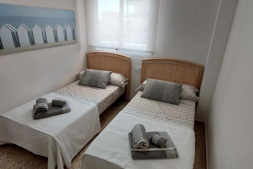 Apartamento Playa Piles -Familias- Buitenkant foto